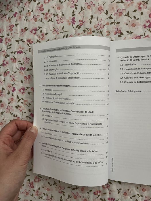 Livro Consultas de Enfermagem nos cuidado de saude primarios