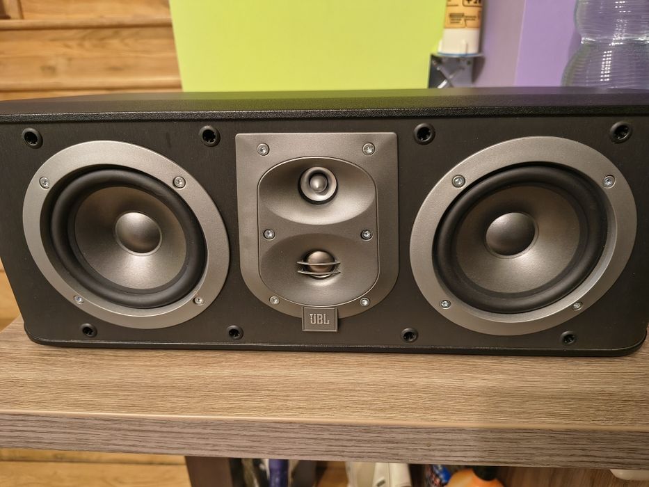 Kolumna centralna  JBL ES25C