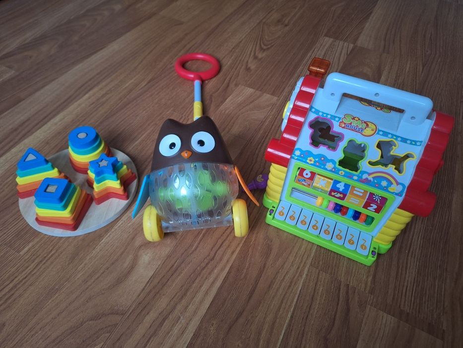 Развивающие игрушки