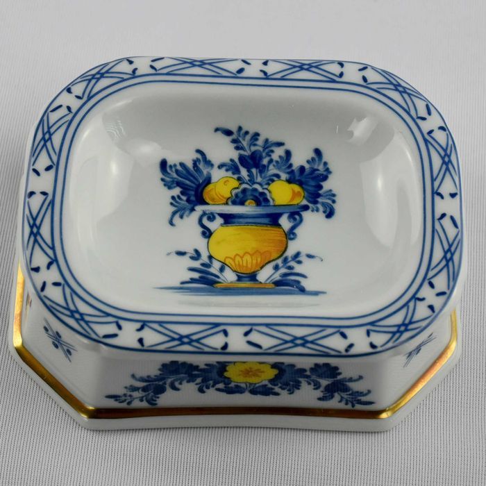Saleiro porcelana Vista Alegre, decoração Viana