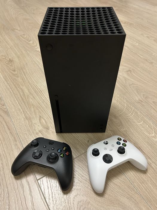 Xbox Series X 2 геймпада GTA 5