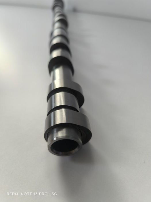 nowy wałek rozrządu ssący (OEM: 11317576160) – BMW N55 / S55
