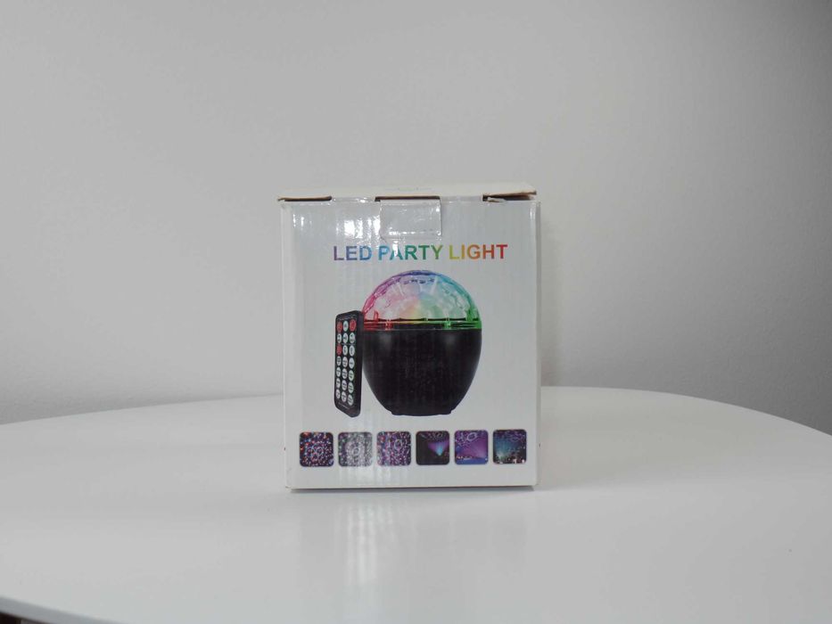 Kula dyskotekowa led z głośnikiem