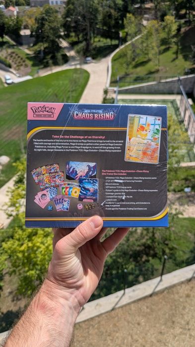 Pokémon TCG: Chaos Rising Elite Trainer Box