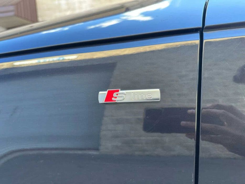 Audi A4 quattro Premium Plus      2017