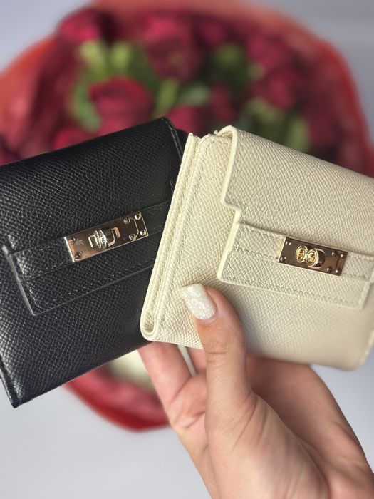 Жіночий наманець в стилі Hermes