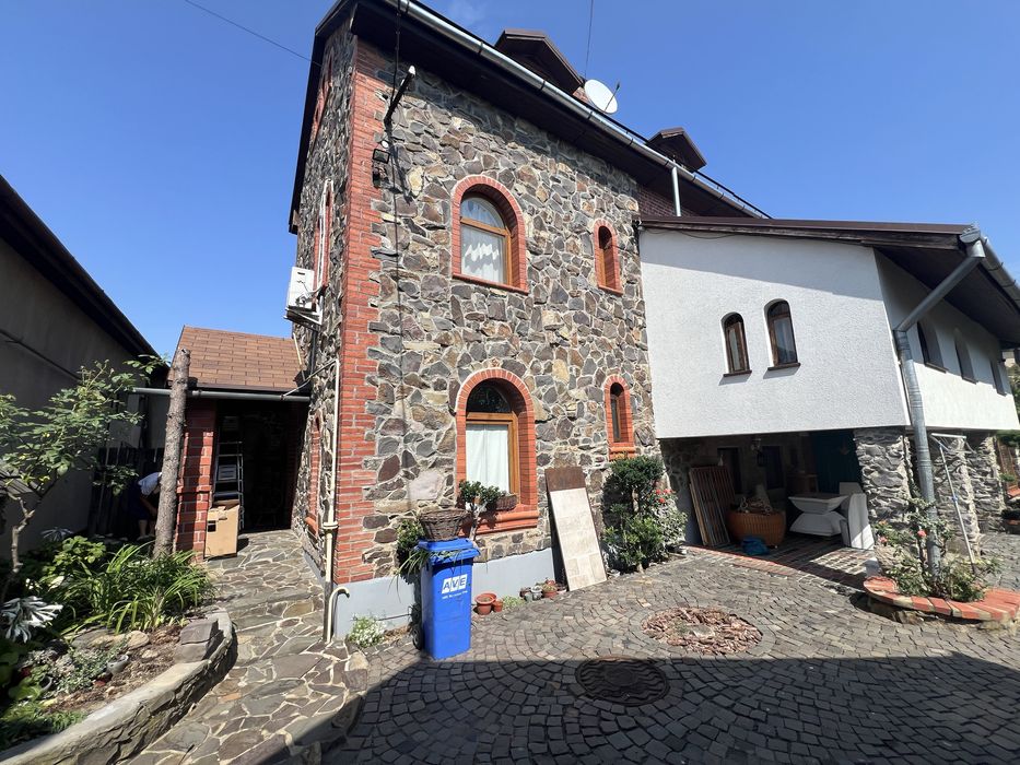 Продаж Будинку в Центрі Мукачево.