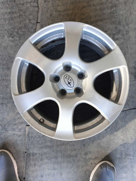 Продам Оригинальные диски  Subaru Impreza, Forester, Legacy R16 5x100 ET48 6.5J — ровные