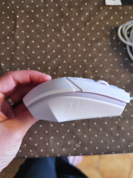 Mouse gamer muito leve