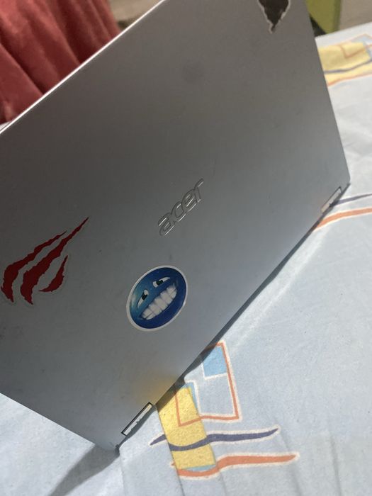 Acer Aspire Spin 1 – Portátil 2 em 1 em Excelente Estado