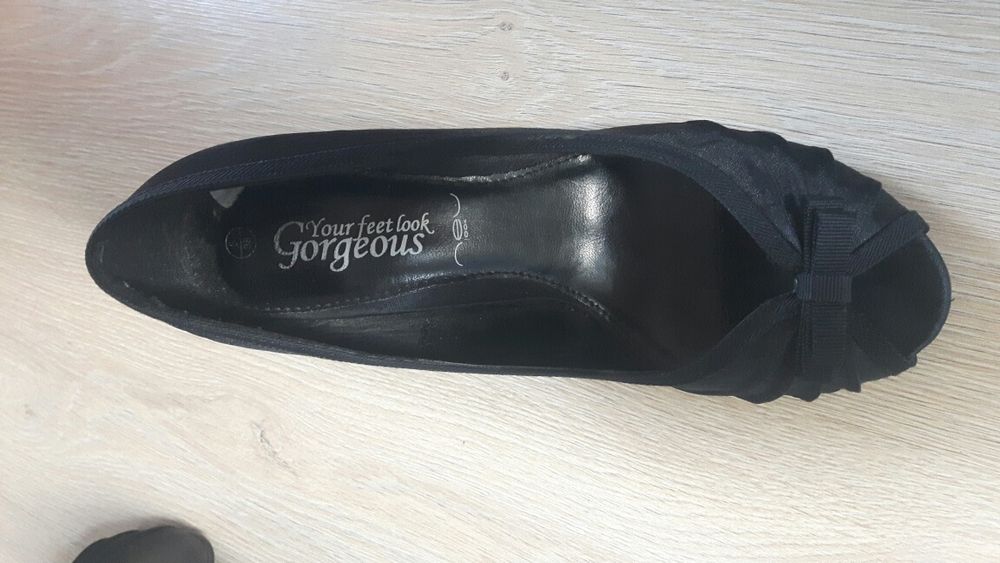 Czółenka peep toe satynowe czarne New Look 38 24cm
