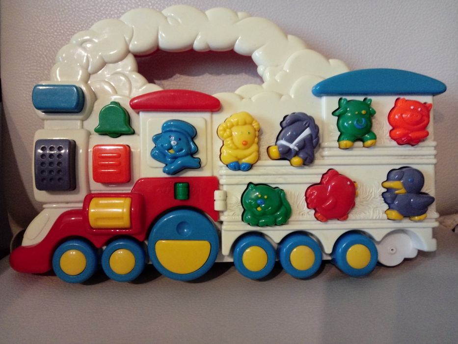 Interaktywny pociąg firmy Chicco