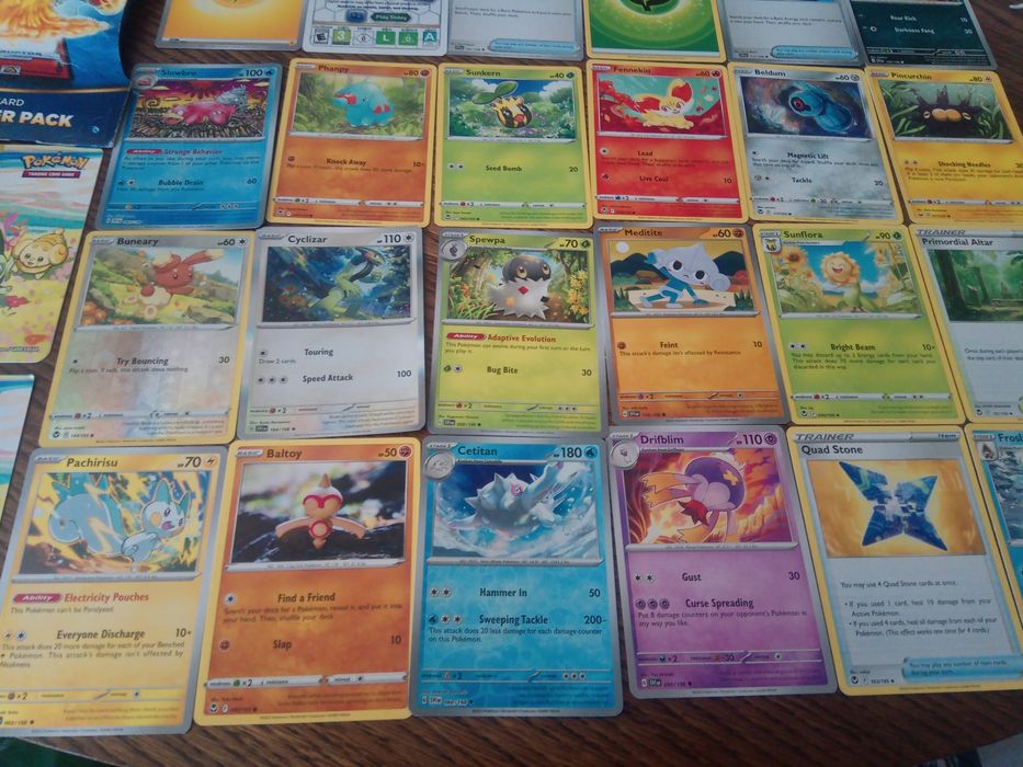 Karty Pokemon 23 szt.  + karty Skylanders Battlegast 8 szt.
