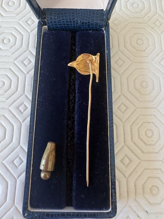 Alfinete ouro SCEspinho
