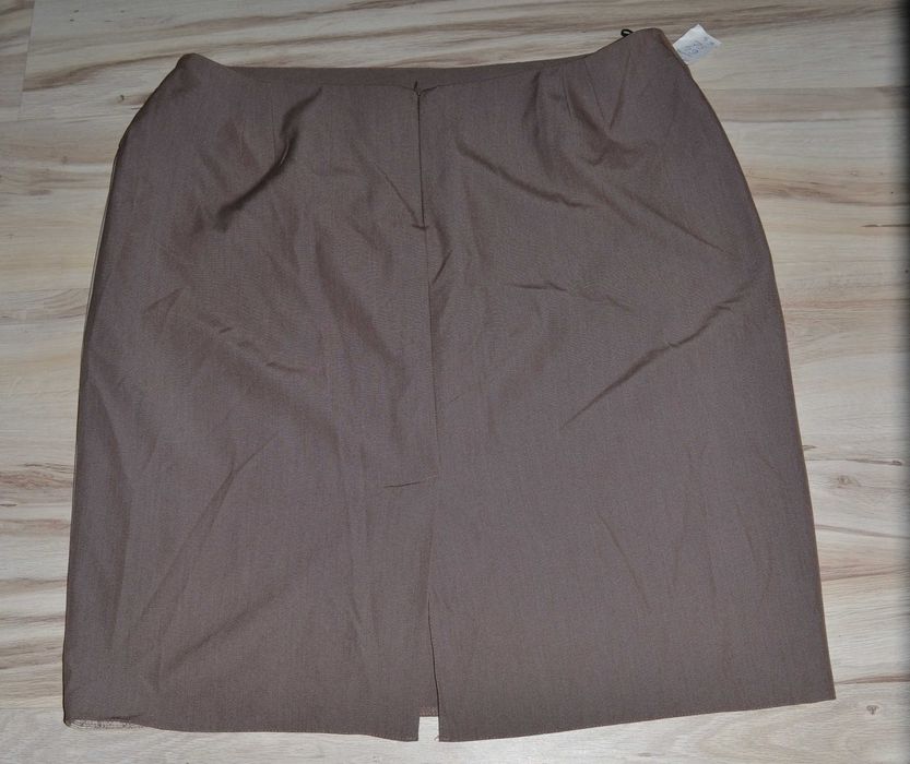 134^ elegancka ołówkowa spódnica  50/52