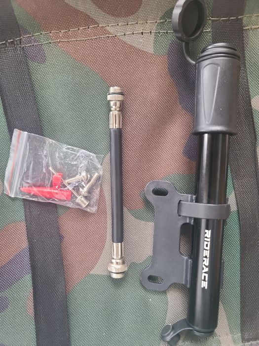 Велосипедный мини насос для шин вело-мото, качает  ~5 атмосфер