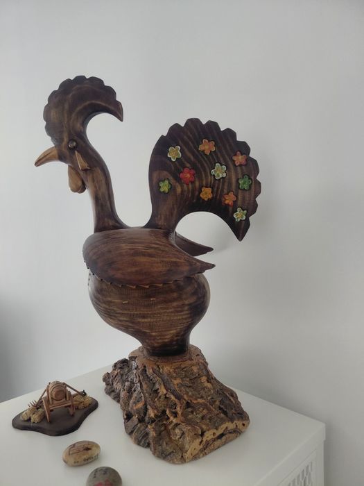 Escultura em madeira