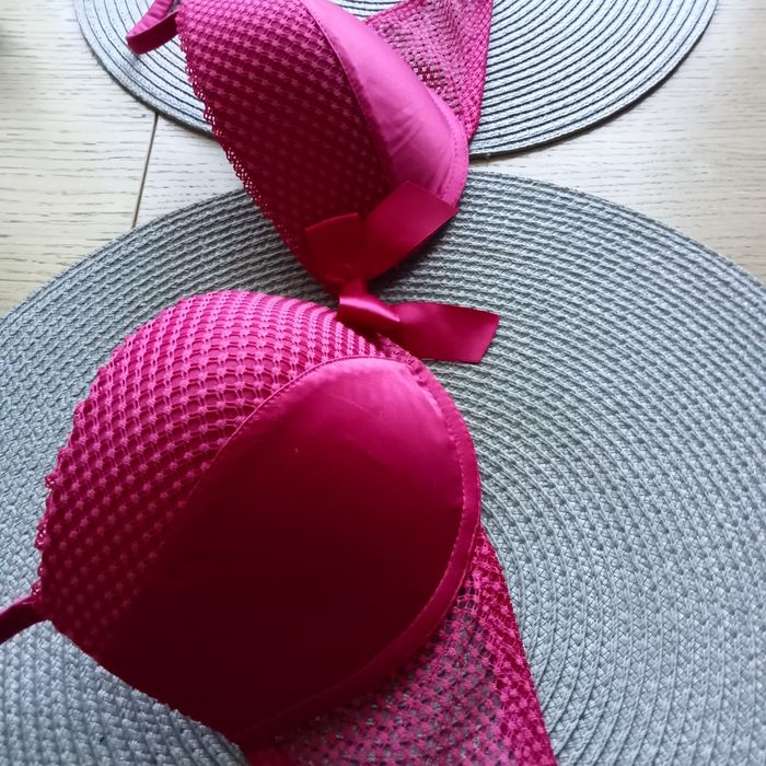 Biustonosz push up, różowy Intimissimi 90B