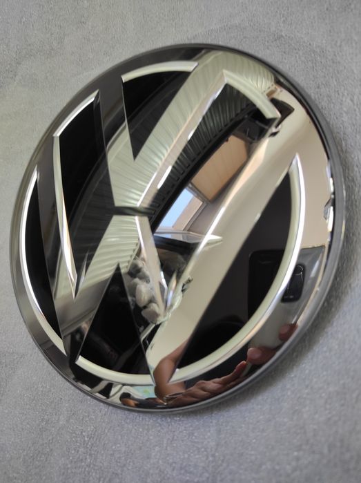 Значок емблема логотип на Volkswagen Golf7,Jetta,Passat CC, B7,Tiguan