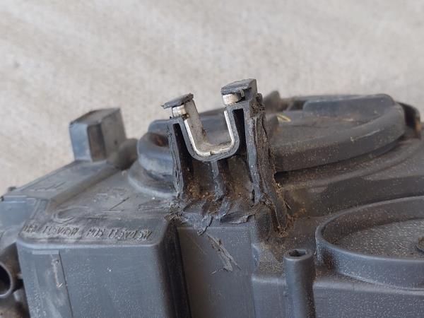 Ótica / farol esquerda AUDI A4 Avant (8K5, B8)