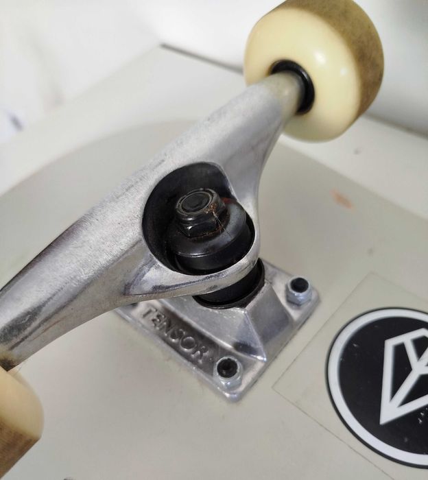 Skate completo GLOBE