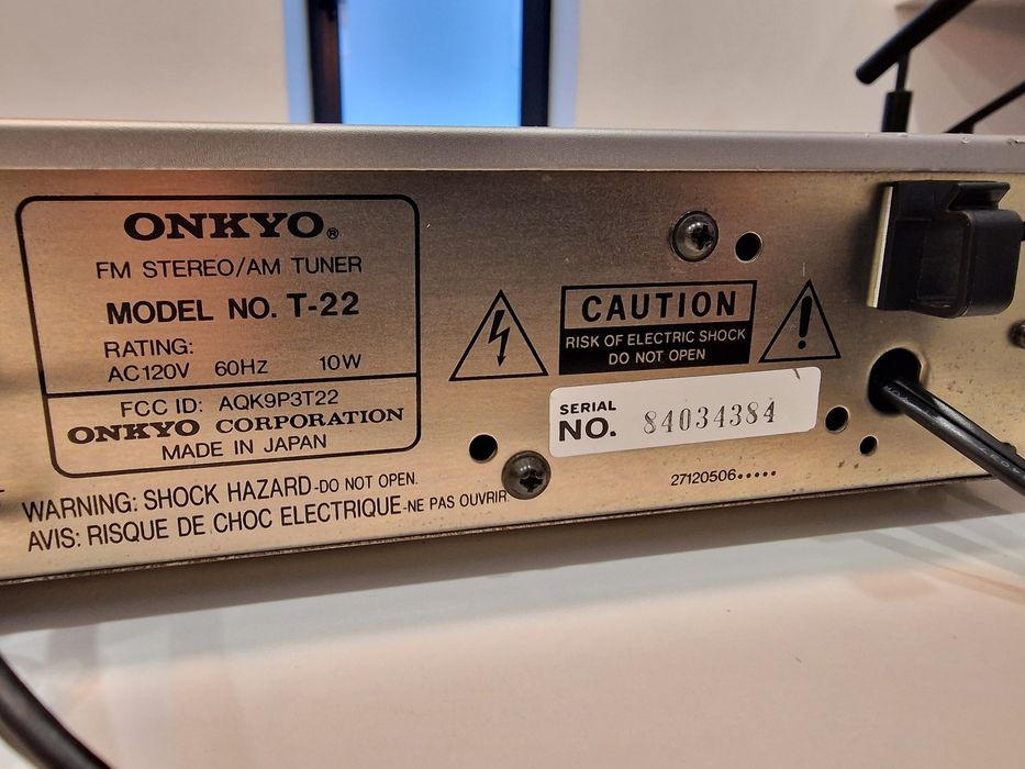 Radio Onkyo modelo T-22 FM/AM Japão