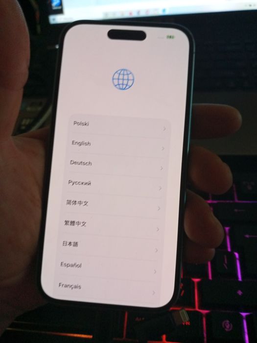 iPhone 16 na sprzedaż, icladu