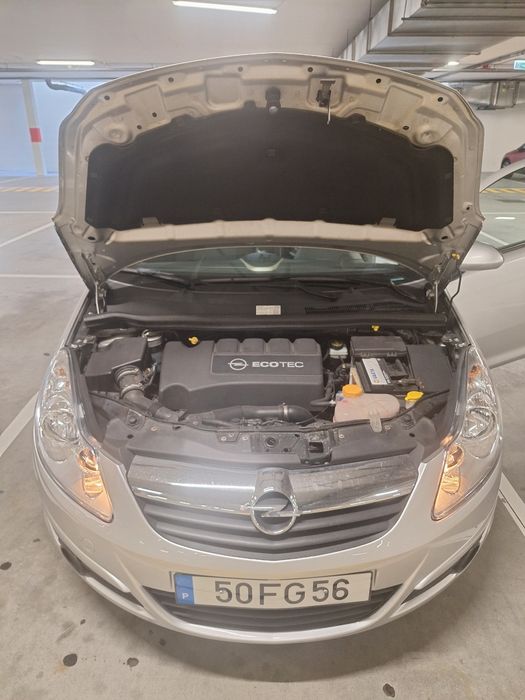 Oportunidade-Opel corsa comercial van 1.3 cdti 90 mil quilómetros.