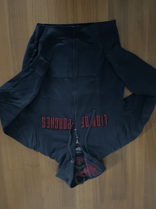 Casaco Lion of Porches