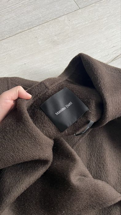 Płaszczyk z naturalnej wełny Massimo Dutti