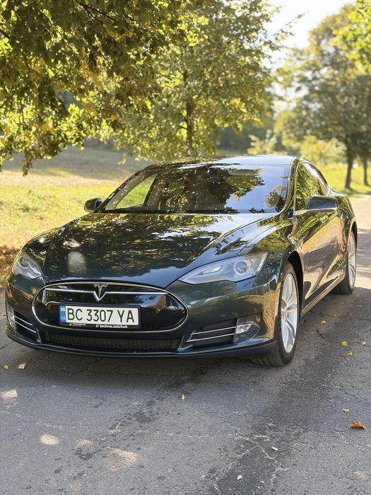Tesla Model S  2014р.