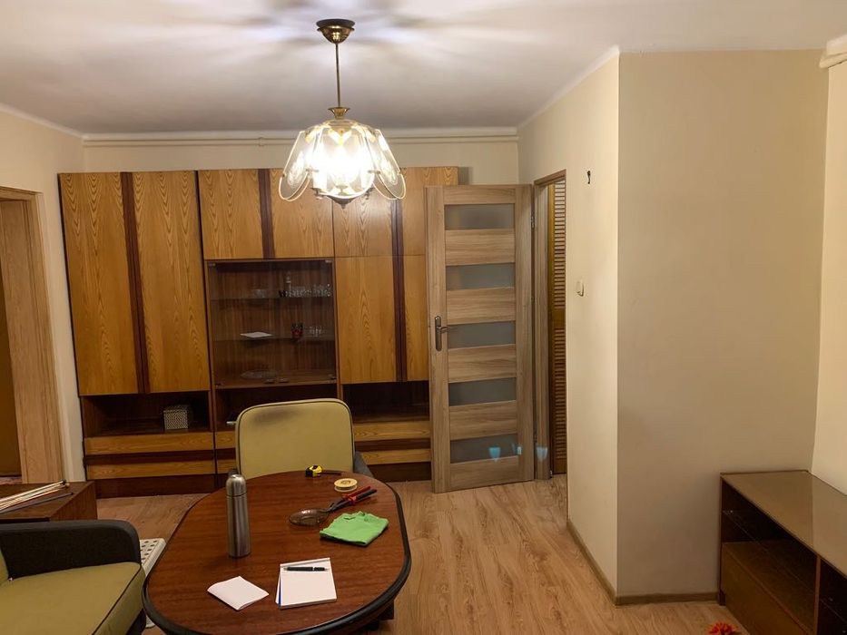 Oddam meblościankę, kanapę, dwa fotele