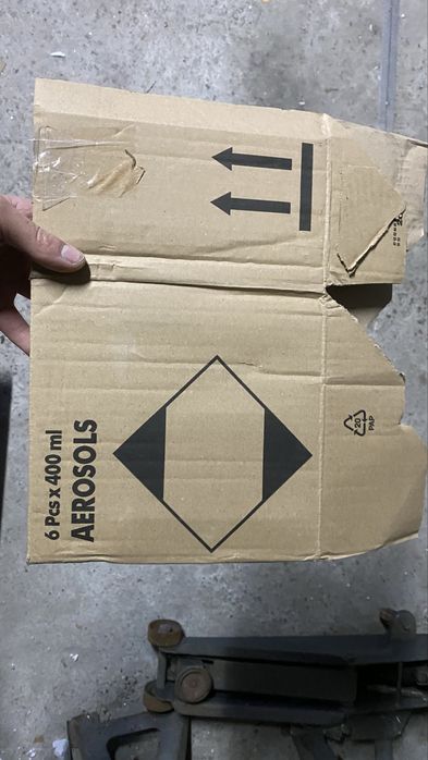 Caixas cartão usadas