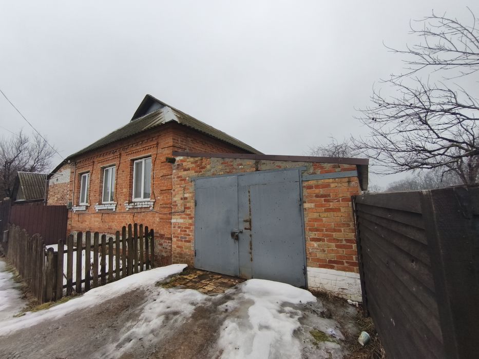 Продам гарний будинок з ремонтом с. Бездрик 10 км від Сум