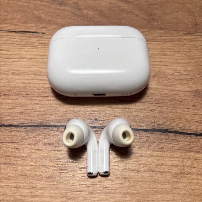 Apple AirPods Pro 2 Używane Stan BDB Bateria Jak Nowa Komplet Oryginał