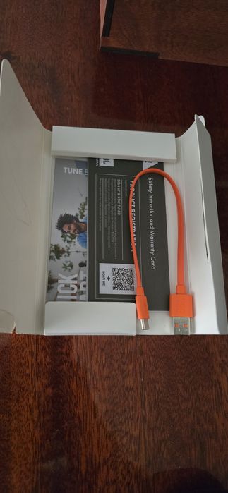 Наушникі JBL TUNE BEAM