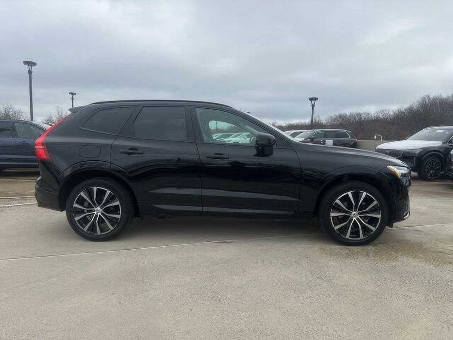 Volvo Xc60      2023