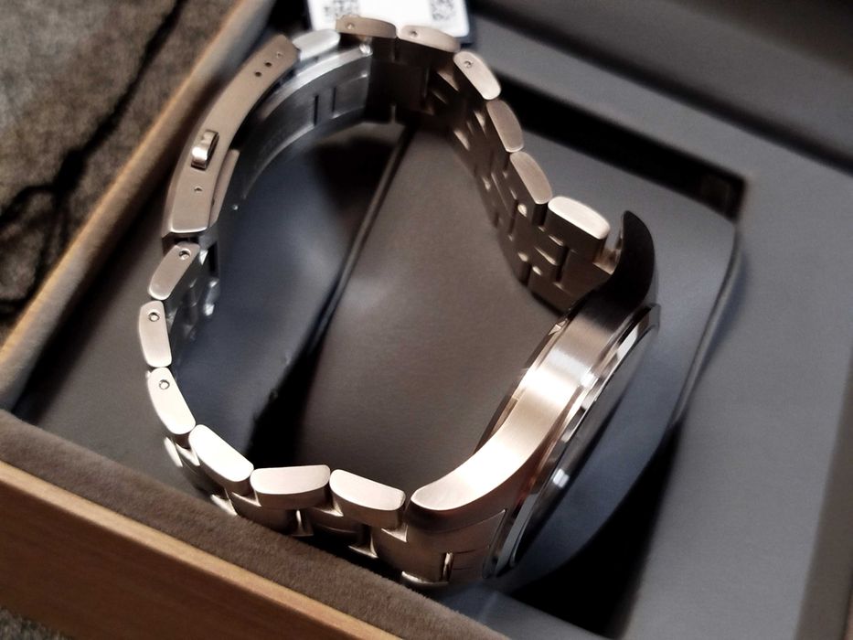 б.в. полірований Hamilton Khaki Field H70605140 Swiss made годинник