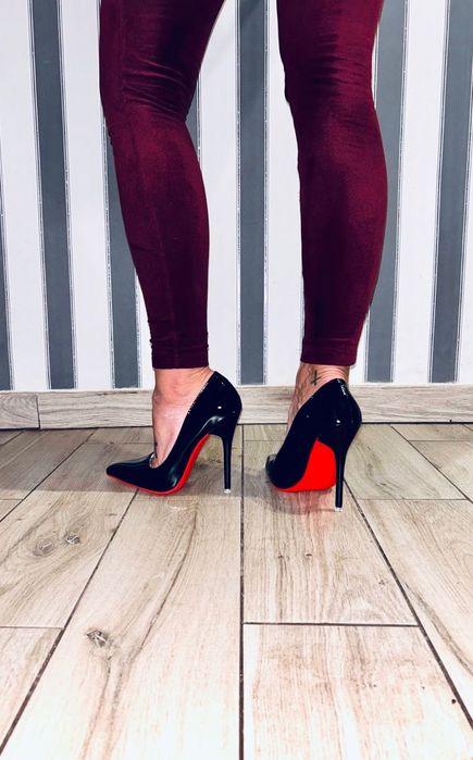 181/ OD RĘKI 40 Czarne 36-48EU klasyczne buty szpilki trans crossdress