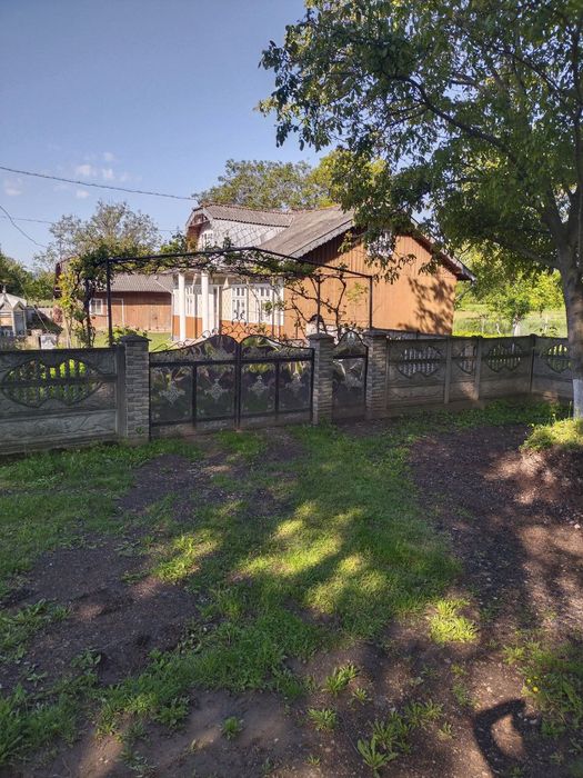 Продам будинок с.Іспас Вижницький район Чернівецька область