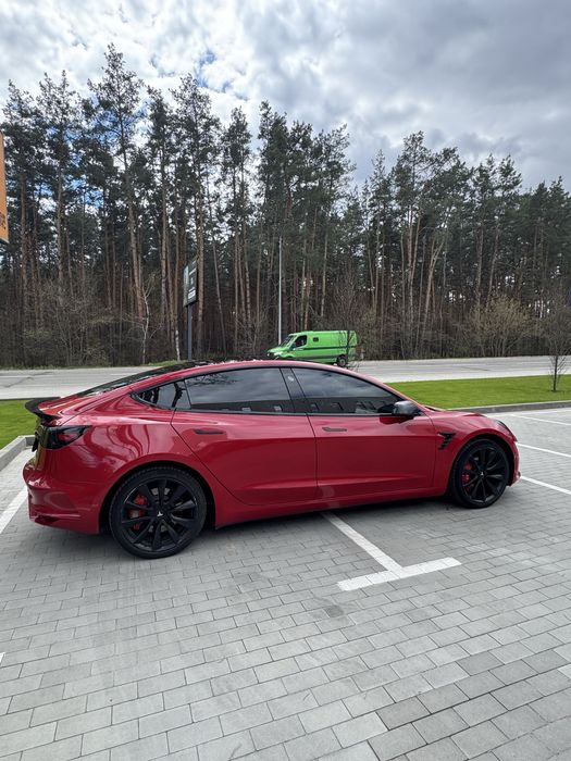 Продам Tesla model 3 2018 г