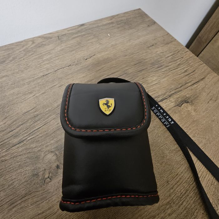 Бинокль Olympus Ferrari 8x21