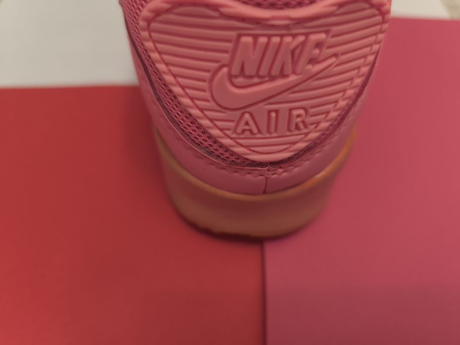 Nike Air Max 90 Hyper Pink
