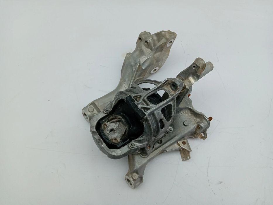 Apoio do motor AUDI Q5 Sportback (FYT)