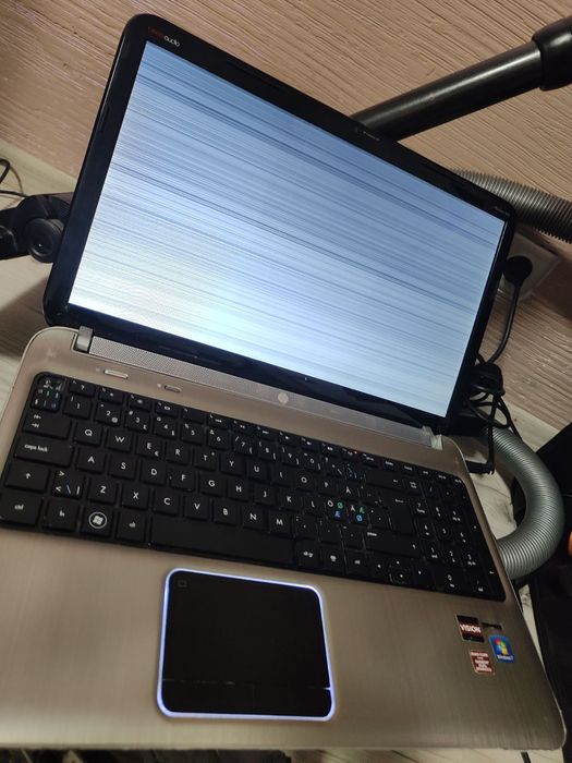 HP Pavilion DV6-6145EO битий