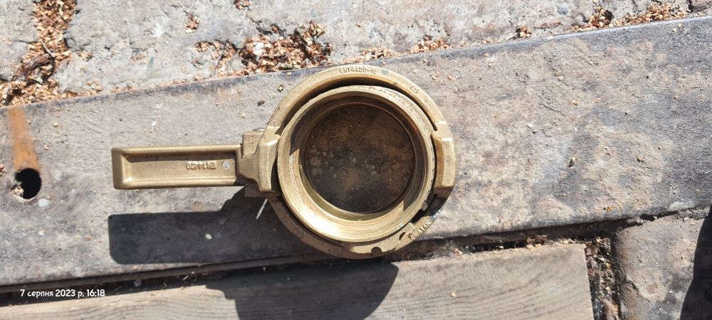 Муфта соединение шланга,латунь.