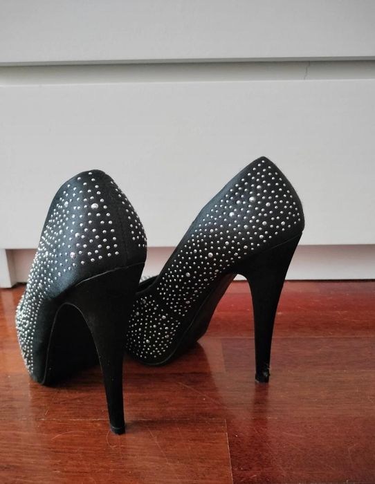 Sapatos de salto alto n° 38