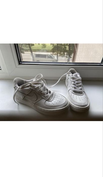 Кросівки найк nike 23,7см устілка