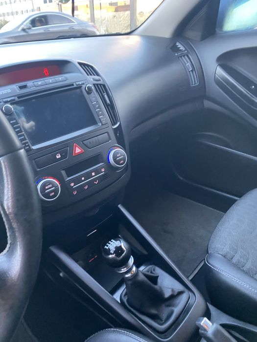 Kia Ceed SCoupe 1.6 crdi EX