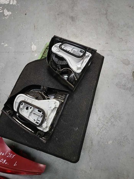 Lampa tylna prawa VW Polo 06r
